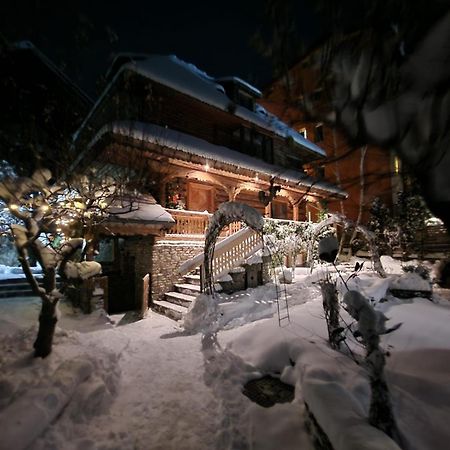 Camera Cedru - Catun Sinaia Luaran gambar